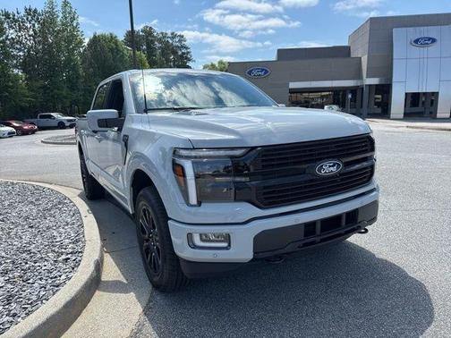 Avalanche 2026 Ford F-150 Platinum