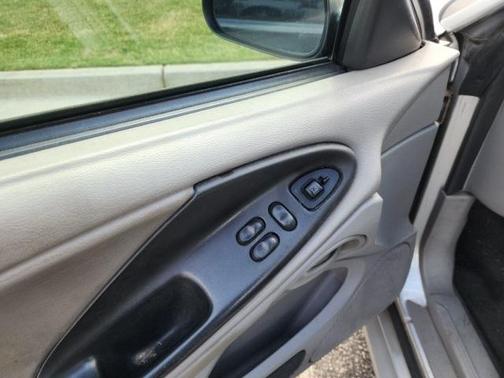 2001 Ford Mustang Base