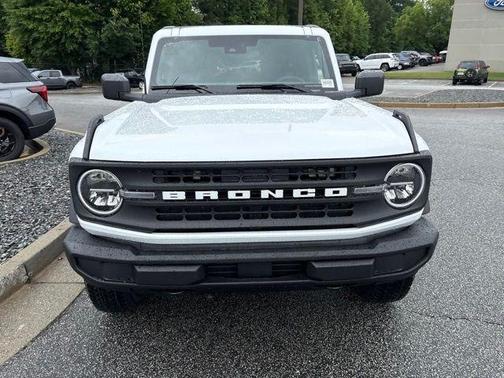 Oxford White 2026 Ford Bronco Big Bend