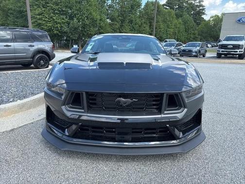 2025 Ford Mustang Dark Horse