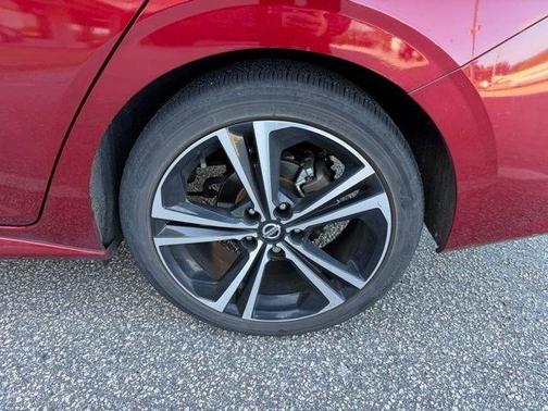 2020 Nissan Sentra SR