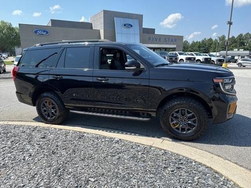 2025 Ford Expedition Tremor