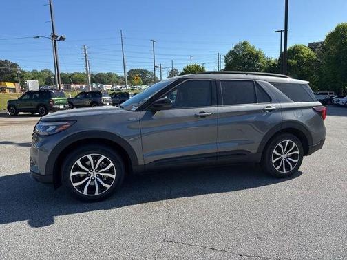 Gray 2026 Ford Explorer ST-Line