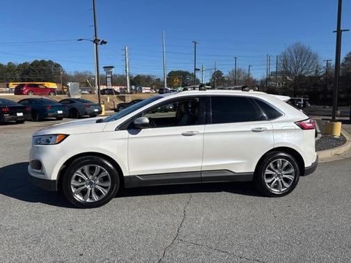 2019 Ford Edge Titanium