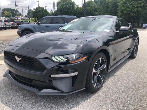2020 Ford Mustang EcoBoost