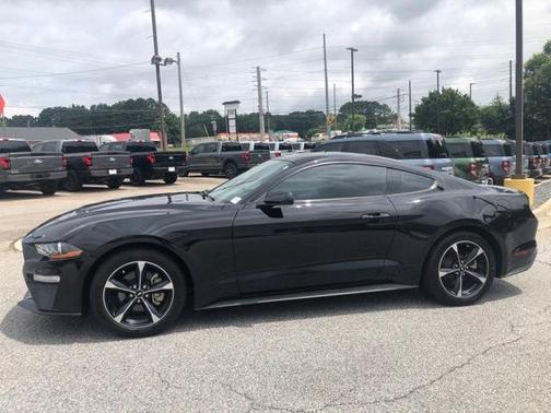 2020 Ford Mustang EcoBoost