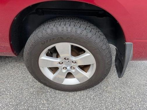 Deep Cherry Red Crystal Pearlcoat 2012 RAM 1500 SLT