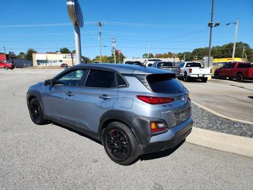 2021 Hyundai KONA SE