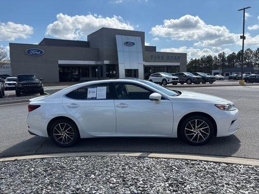 2017 Lexus ES 350 Base