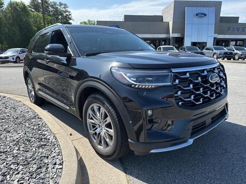 2025 Ford Explorer Platinum