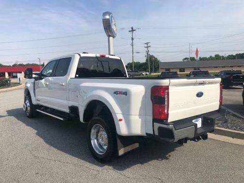 2024 Ford F-450 Lariat