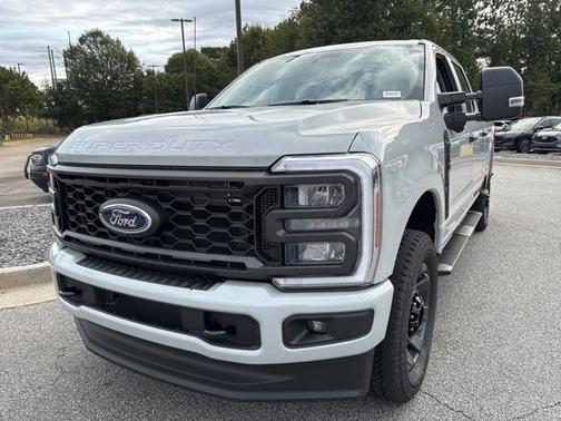 2025 Ford F-250 XL