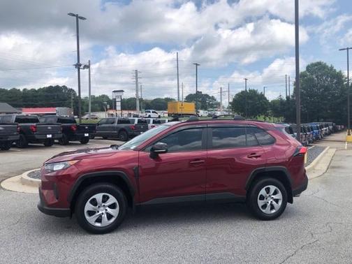 2019 Toyota RAV4 LE