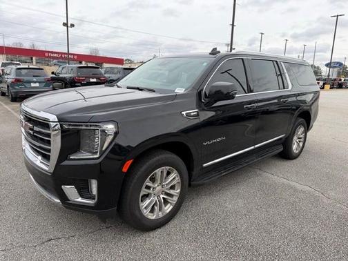 2024 GMC Yukon XL SLT
