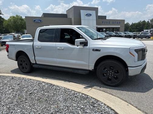 2025 Ford F-150 Lightning Platinum