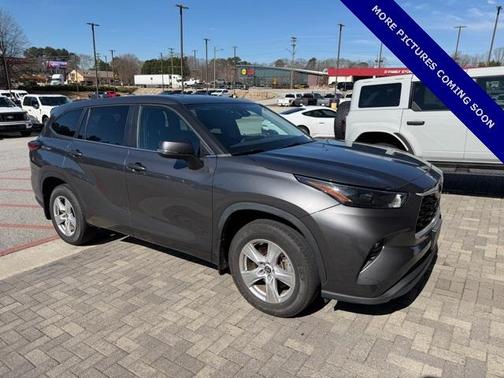 2023 Toyota Highlander LE