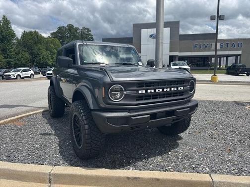 2025 Ford Bronco Base