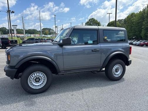 2025 Ford Bronco Base