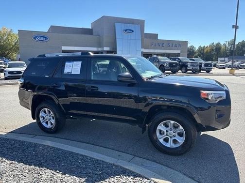 2024 Toyota 4Runner SR5