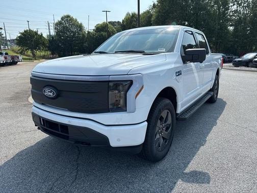 2025 Ford F-150 Lightning Flash