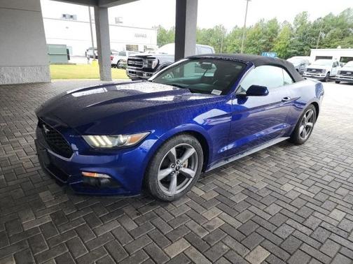2016 Ford Mustang V6