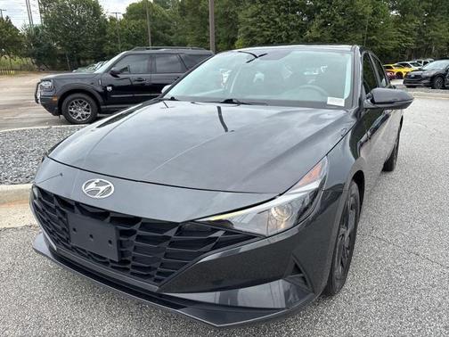 2021 Hyundai ELANTRA SEL