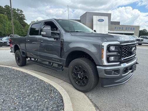 2025 Ford F-350 Lariat Super Duty