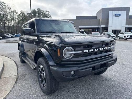 Shadow Black 2026 Ford Bronco Outer Banks