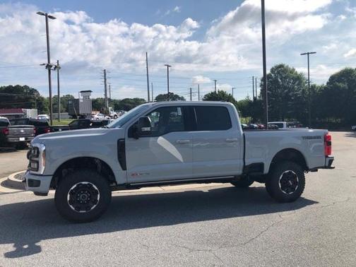 2025 Ford F-250 Lariat