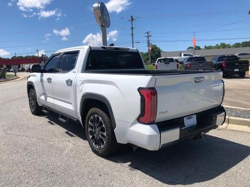 2023 Toyota Tundra Hybrid Limited