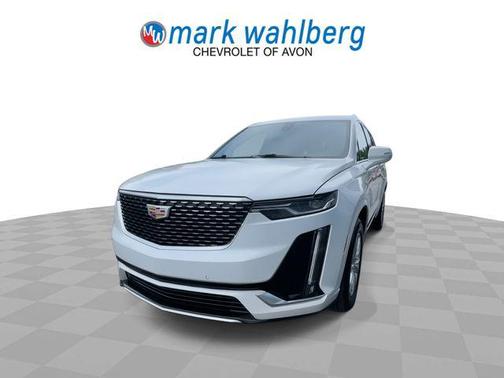 Crystal White Tricoat 2024 Cadillac XT6 Luxury AWD