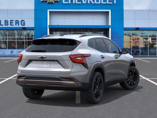 Sterling Gray Metallic 2026 Chevrolet Trax FWD ACTIV