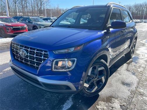 2022 Hyundai VENUE SEL