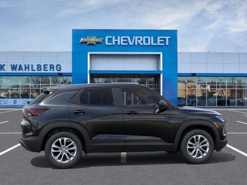 Mosaic Black Metallic 2026 Chevrolet Trailblazer LS
