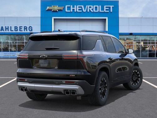 Black Metallic 2026 Chevrolet Traverse AWD Z71