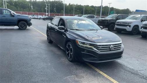 2020 Volkswagen Passat 2.0T R-Line
