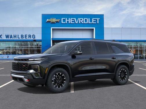 Black Metallic 2026 Chevrolet Traverse AWD Z71