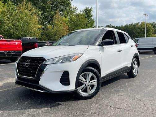 2024 Nissan Kicks S