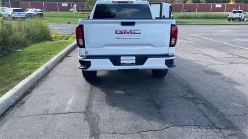 2023 GMC Sierra 1500 Pro