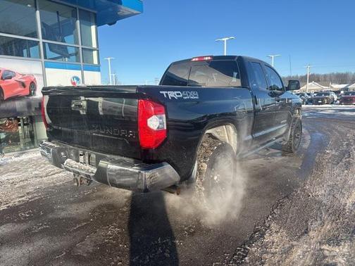 2017 Toyota Tundra SR5