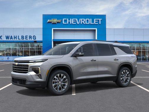 Sterling Gray Metallic 2026 Chevrolet Traverse LT
