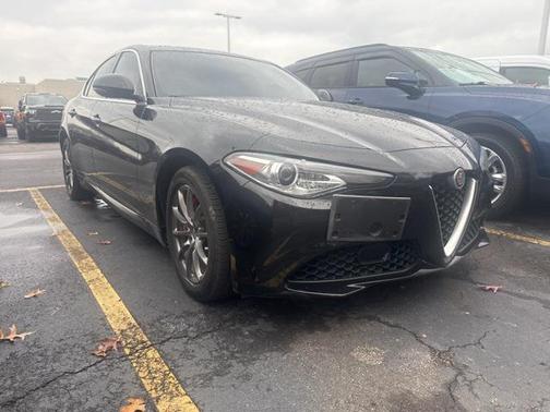 2018 Alfa Romeo Giulia Base