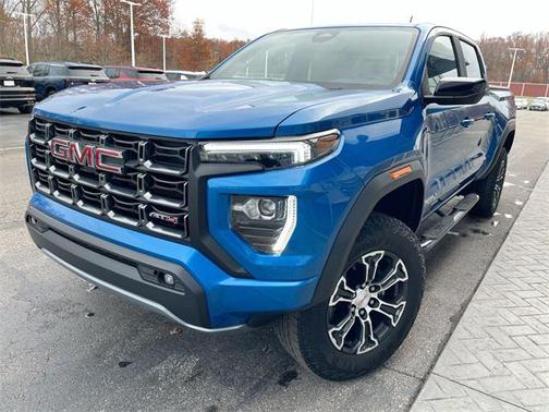 2024 GMC Canyon AT4