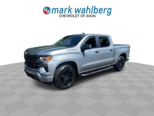 Sterling Gray Metallic 2024 Chevrolet Silverado 1500 Custom