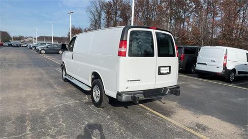 2024 Chevrolet Express 2500 RWD 2500 Regular Wheelbase WT