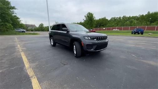 2022 Jeep Grand Cherokee Laredo