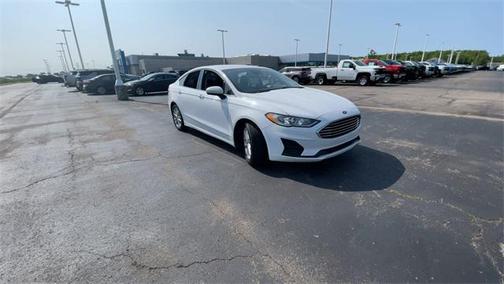 2020 Ford Fusion SE