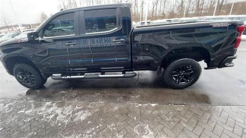 2022 Chevrolet Silverado 1500 Custom Trail Boss