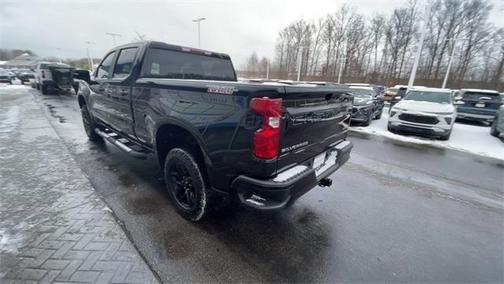 2022 Chevrolet Silverado 1500 Custom Trail Boss