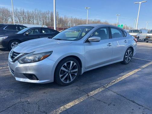 2016 Nissan Altima 2.5 SR